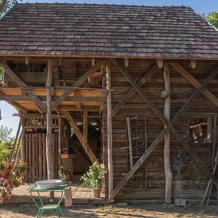 Pajta Vendeghaz Lejlighed *